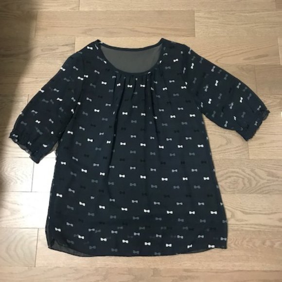Blouse - Picture 1 of 2